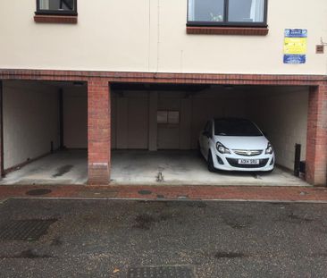 1 bedroom ground floor flat to rent - Photo 4