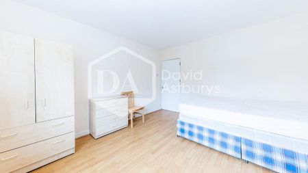 3 bedroom ground floor maisonette to rent - Photo 3