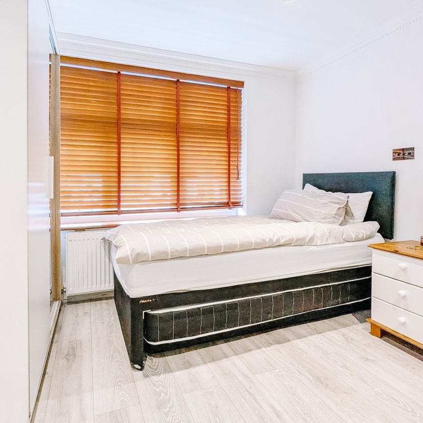 Studio Flat, Vaughan Avenue, NW4 - Photo 1