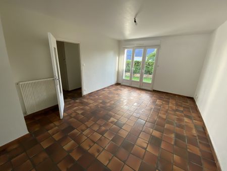 A LOUER – Libre Immédiatement – Quartier Ouest de Quimper, Maison de 90 m² avec Jardin et Garage ! - Photo 3