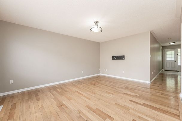 For Lease - 734 Edwards Avenue, Milton, Ontario - Photo 1