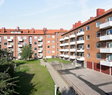 Fredriksdalsplatsen, Helsingborg - Photo 2