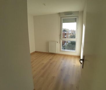 Location Appartement 3 pièces 65m² TOULOUSE 31200 - Photo 3