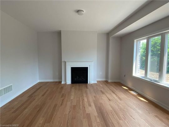 For Lease - 31 Butternut Drive, Norfolk, Ontario - Photo 1