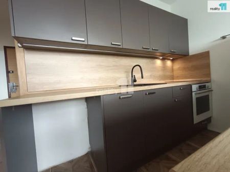 pronájem bytu 2kk+L Hradecká - Photo 3