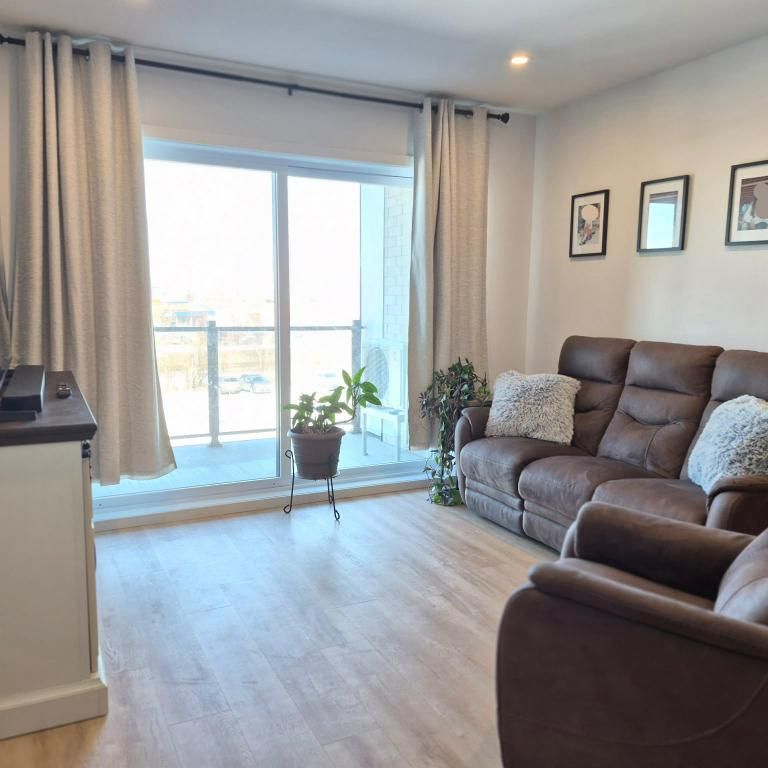 Condo 5 1/2 - Photo 1