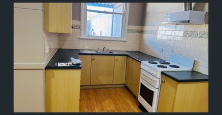 Charming 3-Bedroom Home for Rent in Elizabeth North - Photo 5