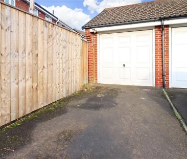 2 bedroom terraced house to rent - Photo 6