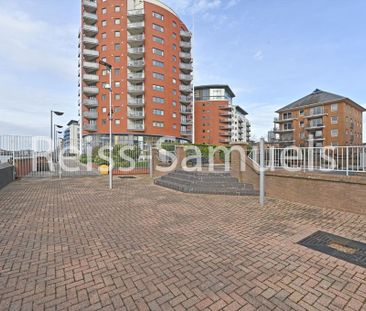 4 bedroom terraced house to rent - Photo 4