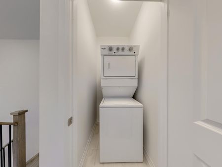 For Lease - 59 Tipp Drive, Richmond Hill, Ontario - Photo 2