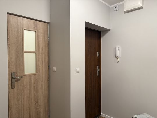 Stare Miasto ustawna kawalerka 44 m2 ,piwnica ! - Zdjęcie 1