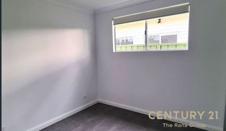 Stylish, Nearly-New 2-Bedroom Granny Flat – Private & Convenient Living - Photo 2