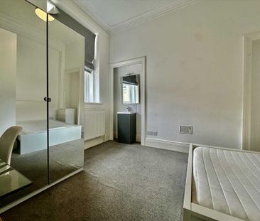 8 bedroom house share to rent - Photo 2