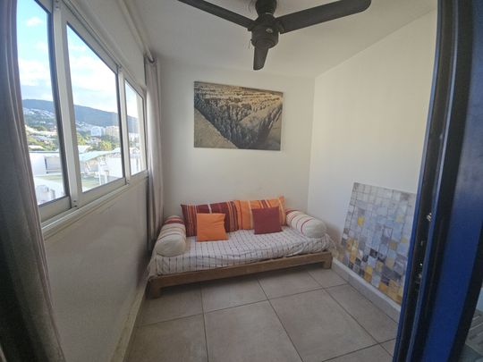 Location Appartement 2 pièces 48m² ST DENIS 97400 - Photo 1