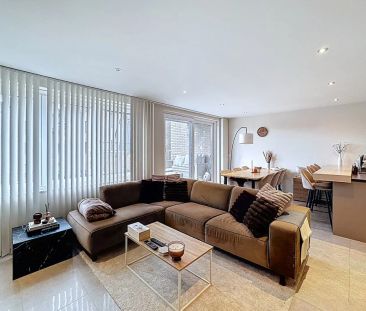 Recent en centraal gelegen app. met 2 slaapkamers, terras en autost... - Photo 3