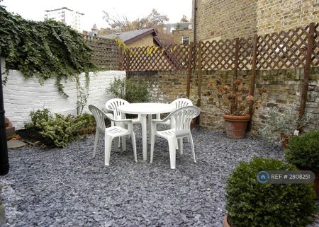 1 bedroom flat to rent - Photo 4