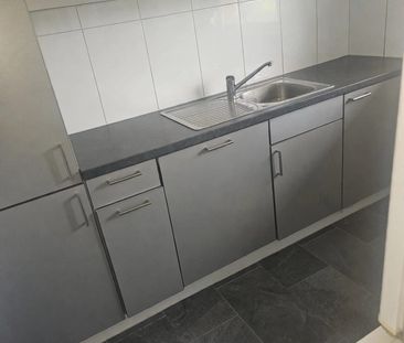 Schönne Wohnung 4 Zimmer Sucht Neuen Mieter - Photo 2