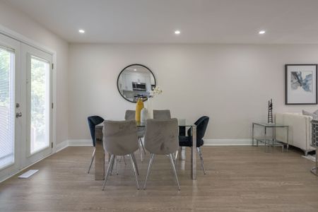 For Lease - 32 Rosenfeld Drive, Barrie, Ontario - Photo 4
