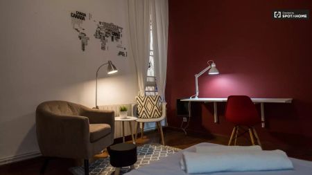 Room in a shared 6-bedroom apartment for rent in la Dreta de l'Eixample, couples not allowed - Foto 5