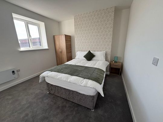 1 bedroom in a house share to rent - Photo 1