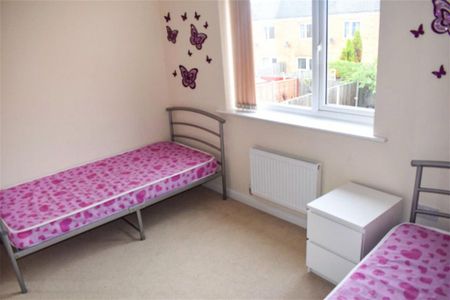 4 bedroom terraced house to rent - Photo 5