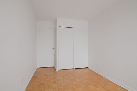 1975 Maisonneuve Blvd West - Photo 3