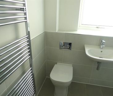 Kingfisher Drive, MAIDENHEAD - Photo 4