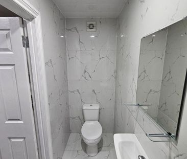 Studio to rent - Photo 6