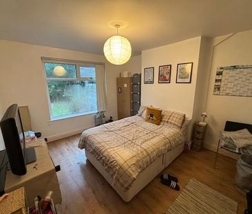 3 bedroom private hall to rent - Photo 1