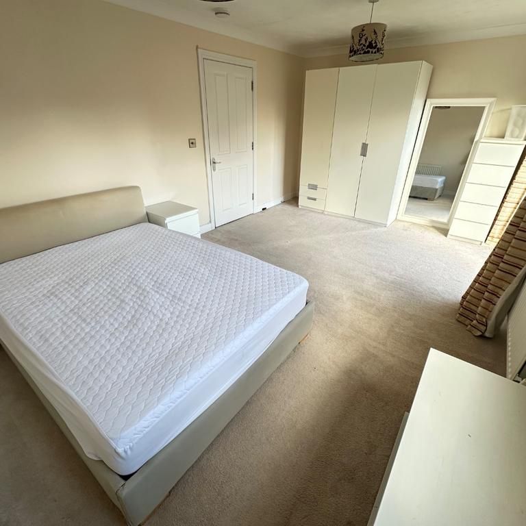 5 bedroom townhouse to rent - Photo 1