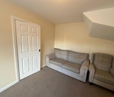 3 bedroom detached house to rent - Photo 4