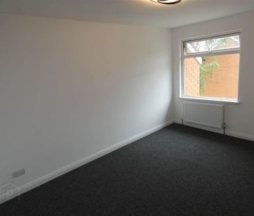 149 Kinross Avenue, Tullycarnet, Belfast, BT5 7GG - Photo 4