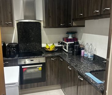 2 Bed Flat, Katesgrove Court, RG2 - Photo 5