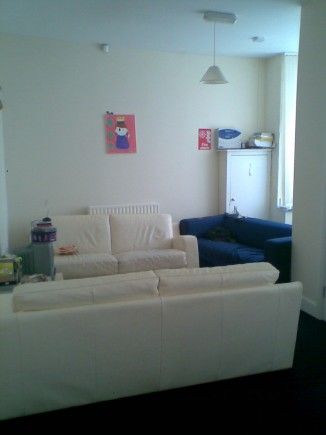 7 Bed Student House - Photo 2