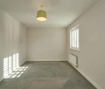 2 bedroom House To Let Total Size: 765 SQ FT - Photo 1