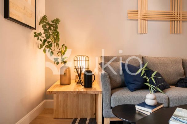 Apartamento de alquiler en Calle de Santa Engracia, Almagro - Foto 1