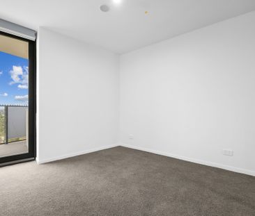 2-Bedroom Apartment with Rooftop Pool and Stunning Views in Gungahlin! - Photo 2