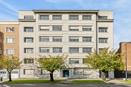 Volledig gerenoveerd appartement MET DUBBELE GARAGE in Ronse - Foto 3