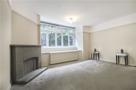 Queens Road, Weybridge, Surrey, KT13 9DL - Photo 2