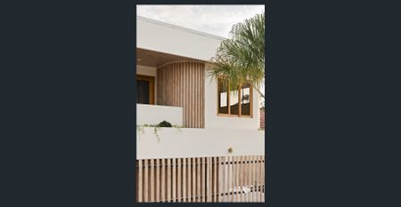 Architect-Designed Luxury in Indooroopilly’s Golden Triangle! - Photo 4