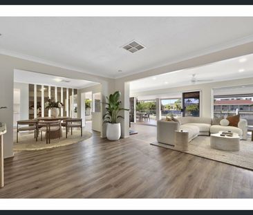 Single-Level Waterfront Living with Expansive Views - Photo 3