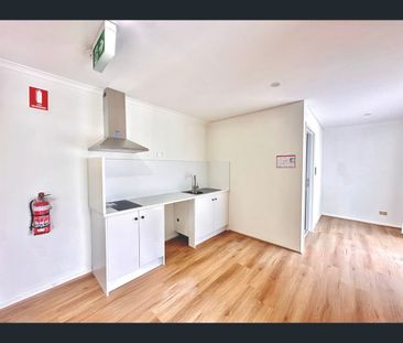 1/1 Terry Court, Hampton Park, Vic 3976 - Photo 1