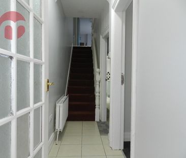 7 De Burgh Square, *4 Bed Student*, Derry - Photo 1