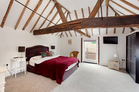 4 bedroom detached house to rent - Photo 4