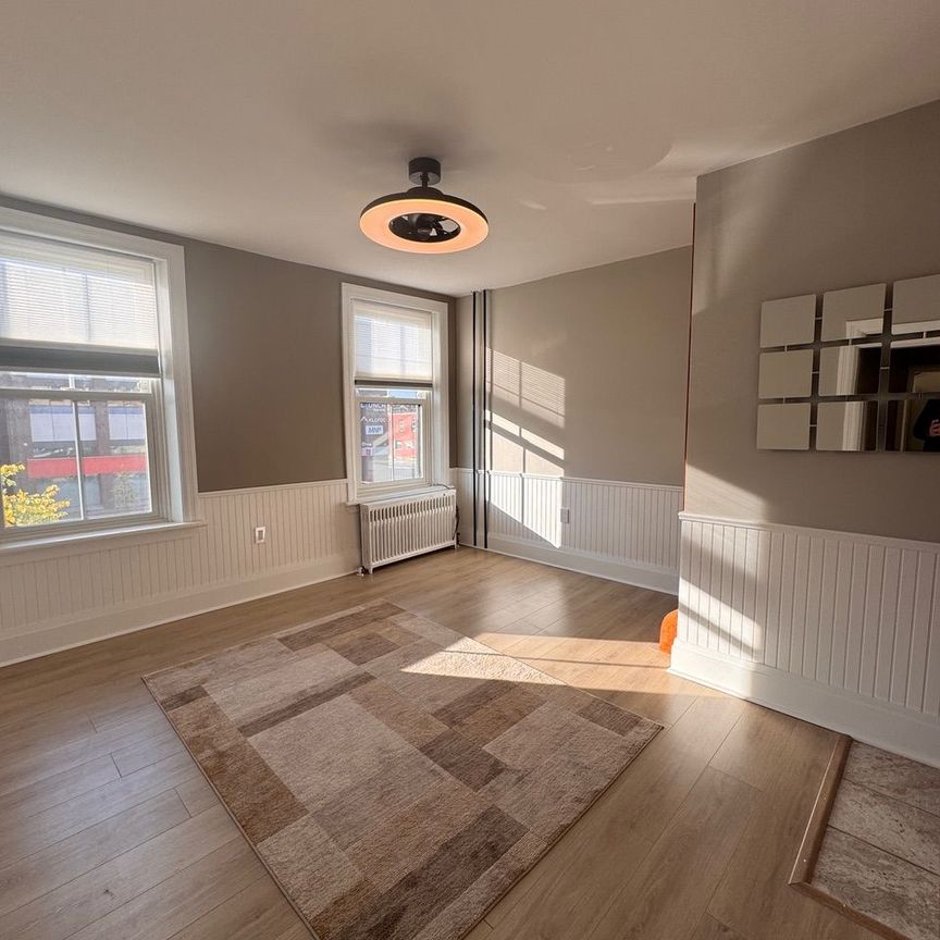 For Lease - 134 Kent Street Unit# 1, Kawartha Lakes, Ontario - Photo 1