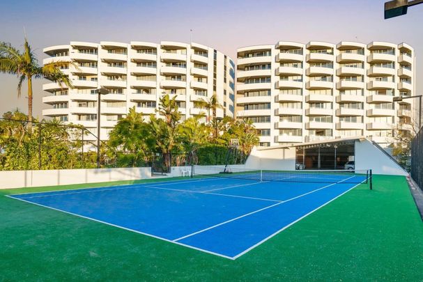 Mirage Complex Parnell - Photo 1