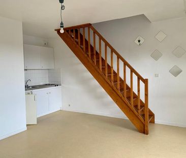 Location Appartement 2 pièces 41m² LAVAL 53000 - Photo 2