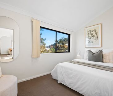 Semi Style Art Deco Apartment with the Best of Coogee on the Doorstep - Photo 6