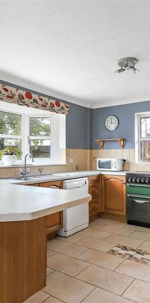 4 bedroom farm house to rent - Photo 1