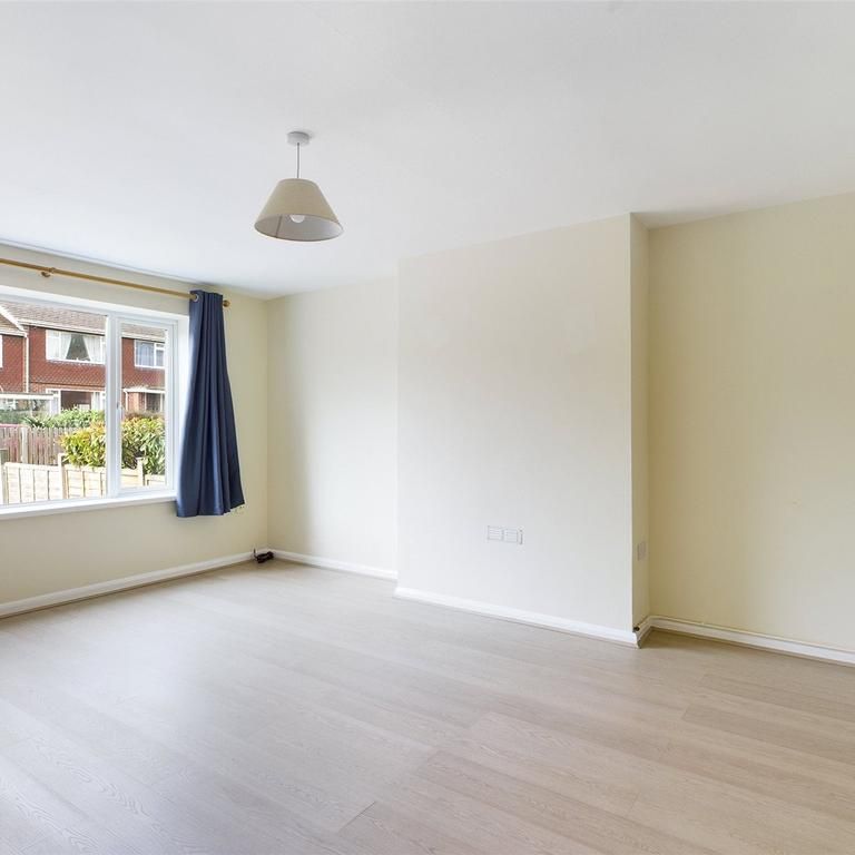 2 bedroom end of terrace house to rent - Photo 1